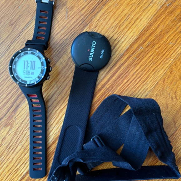 Suunto Black Digital Sports Watch - Picture 3 of 3